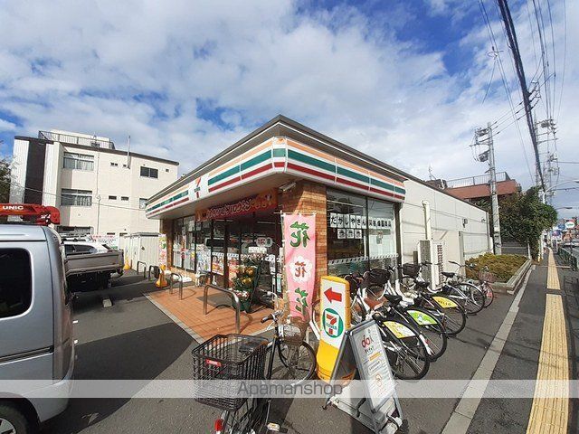 コンビニ　セブンイレブン上野桜木２丁目店（コンビニ）まで107m