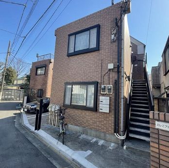 建物外観　ミレニアムハウス