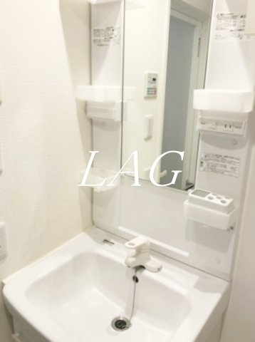 洗面設備　独立洗面台です。