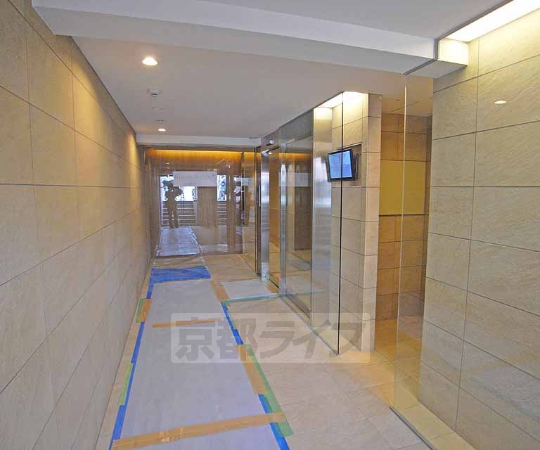エントランス　建物入り口です
