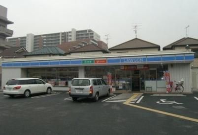 コンビニ　ローソン戸田新曽小玉店（コンビニ）まで526m