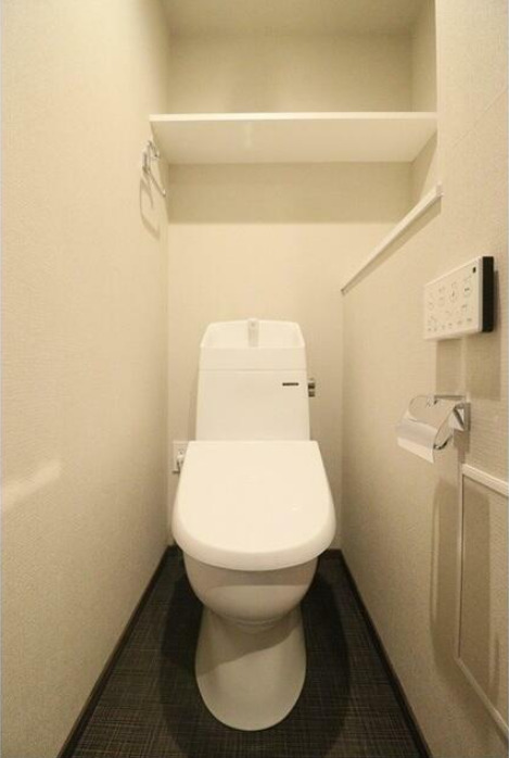 ＪＲ総武線 浅草橋駅 徒歩3分 12階建 築5年のトイレ写真