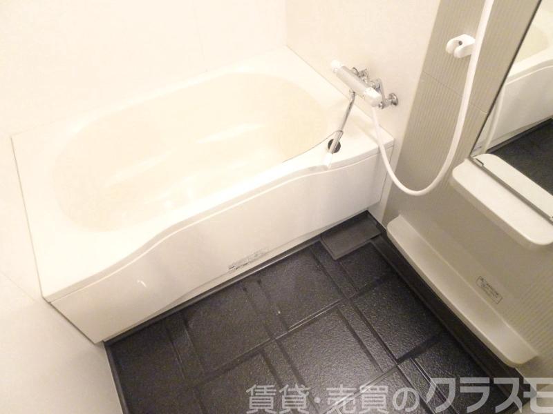 バス・シャワールーム　浴室乾燥機付きバス♪