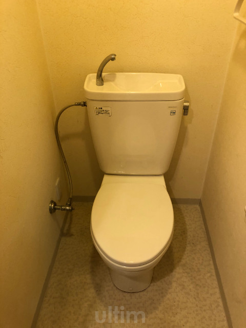 トイレ　※別のお部屋のお写真です。御参考までに。