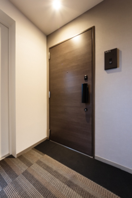 玄関　※写真は同タイプ住戸です。