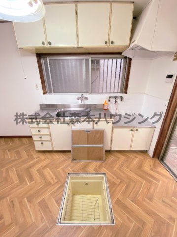 寝屋川市点野1丁目戸建の内装写真