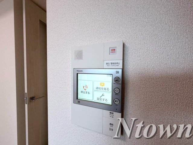 セキュリティ　モニタ付きインターホンです。