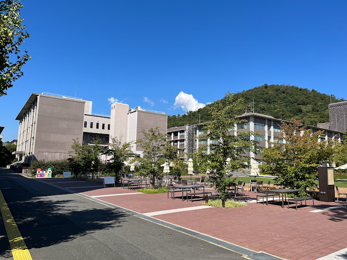 大学・短大　立命館大学衣笠キャンパス 学生関係 衣笠セミナーハウス（大学・短大）まで1075m