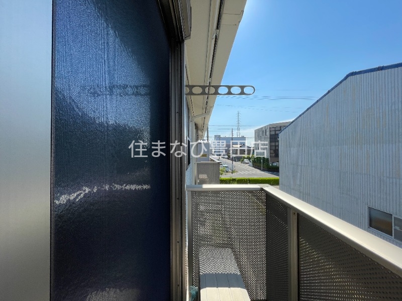 ＪＲ東海道本線 刈谷駅 バス乗車時間：18分 最寄りバス停で下車 徒歩8分 2階建 築11年の内装写真