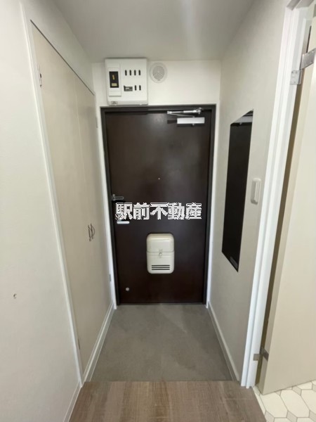 ＪＲ鹿児島本線 荒木駅 徒歩56分 3階建 築33年の玄関写真