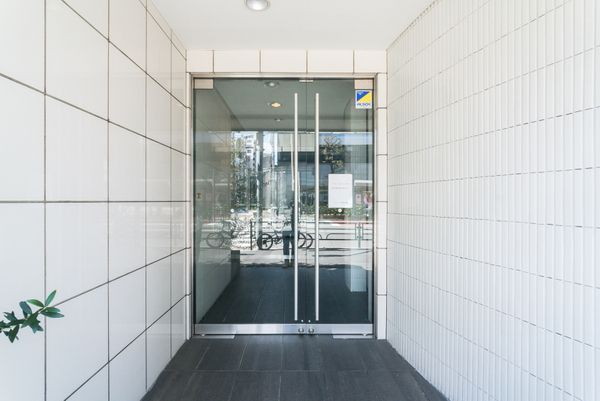 都営大江戸線 新御徒町駅 徒歩10分 11階建 築18年の外観写真