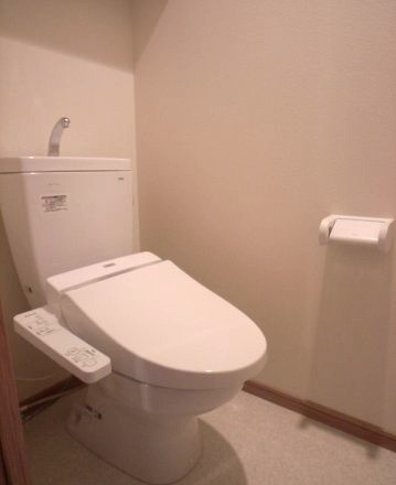 サヴォイ グランデ ウォーターサイドのトイレ写真