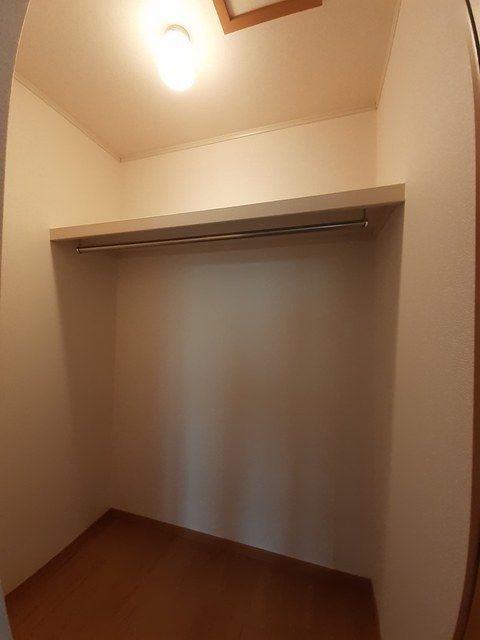 ＪＲ信越本線 亀田駅 徒歩6分 2階建 築21年の内装写真