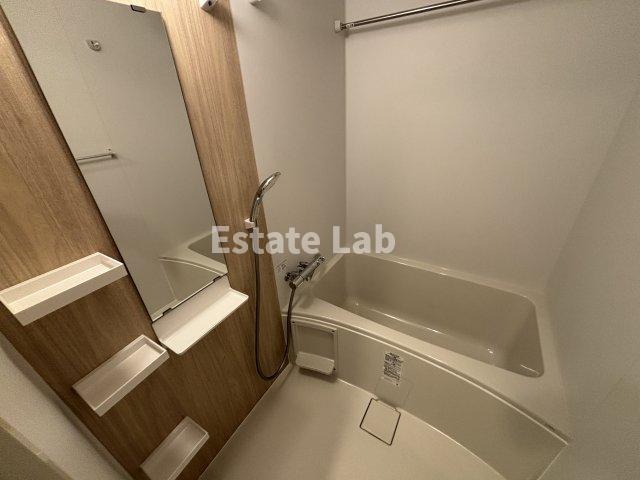 セレニテ西元町アリエの風呂写真