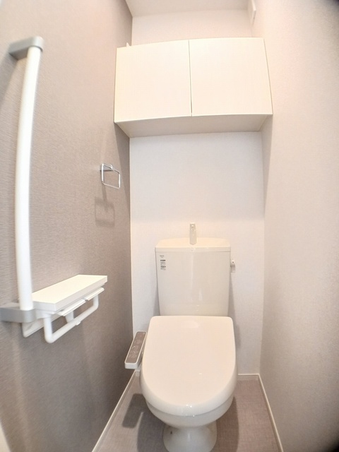 ルナ・ピエーナ幸和 IIIのトイレ写真