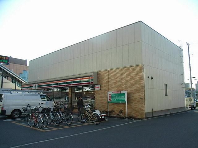 コンビニ　セブンイレブン（コンビニ）まで500m