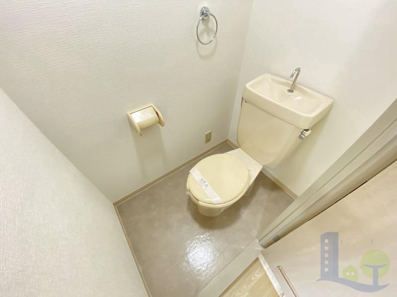 トイレ　別部屋の参考写真
