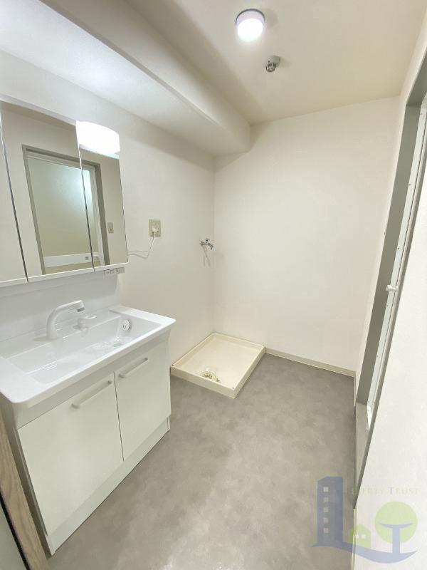 洗面設備　別部屋の参考写真