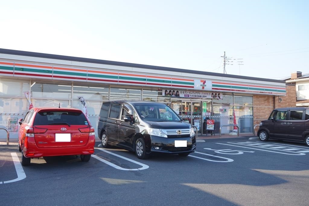 コンビニ　セブンイレブン 三郷幸房東店（コンビニ）まで459m