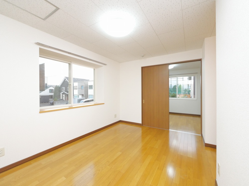 プレシャス27の居間写真
