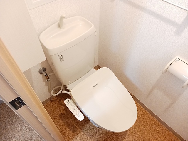 トイレ　ウォシュレット