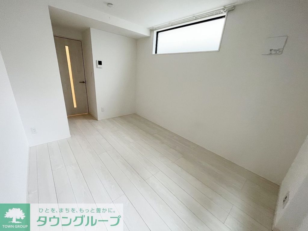 ミハス西小山の居間写真