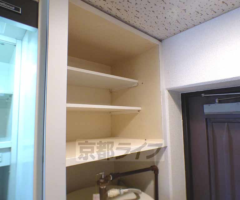 収納　玄関上収納です。