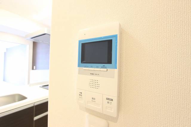 セキュリティ　モニターホンでセキュリティも安心ですね