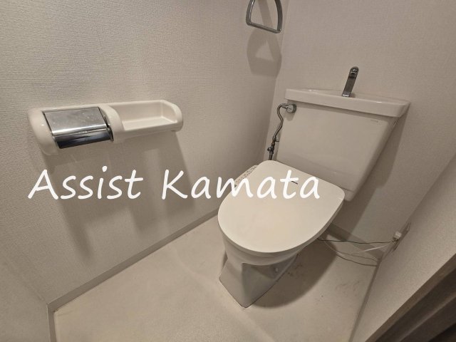 東急東横線 多摩川駅 徒歩3分 5階建 築30年のトイレ写真
