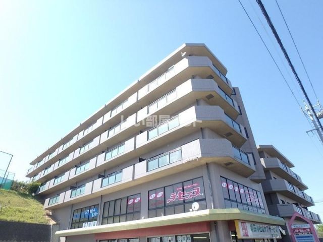 エミネンス加茂川の外観写真