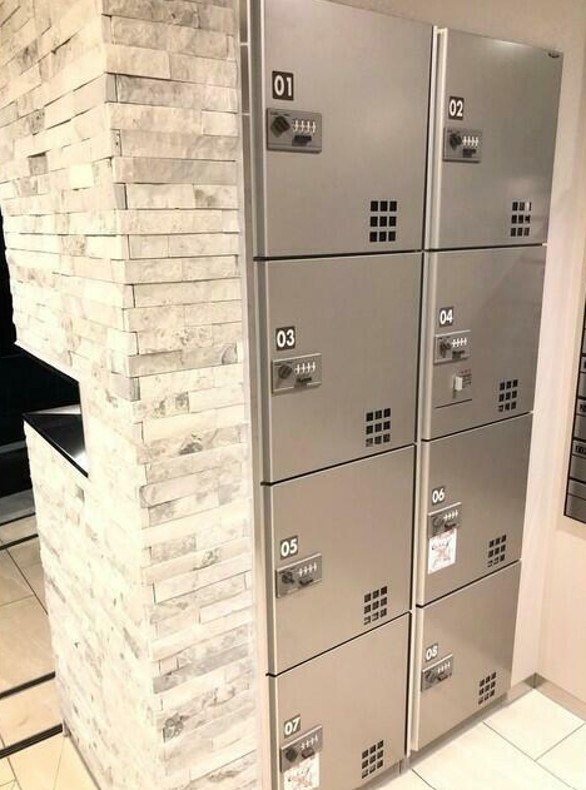 シェノン三軒茶屋の外観写真