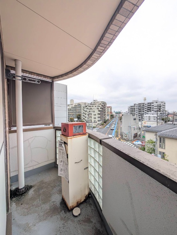ＪＲ京浜東北線 蕨駅 徒歩3分 5階建 築36年の内装写真