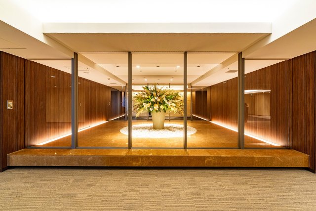 プラティーヌ四谷の外観写真