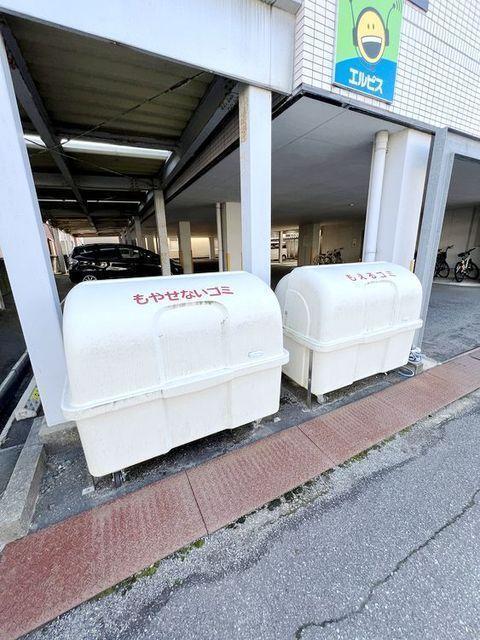 その他設備　敷地内ゴミステーション