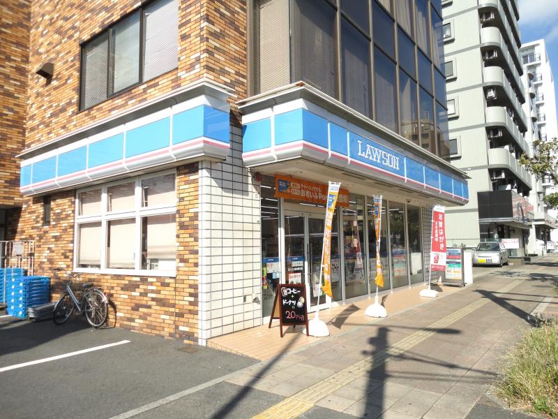 コンビニ　ローソン東神奈川店（コンビニ）まで183m