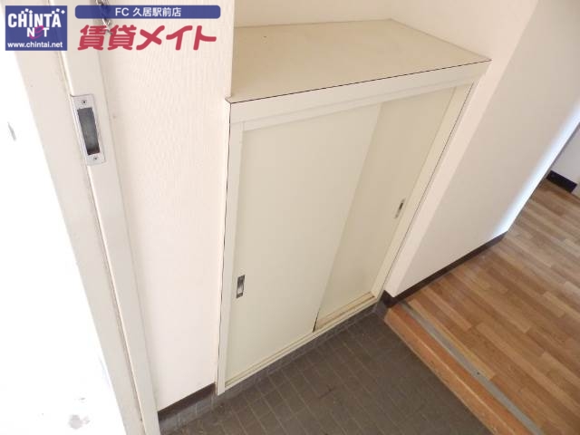 その他設備　靴箱
