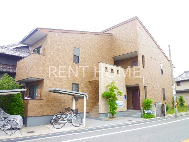 建物外観　鉄骨造2階建てマンション。