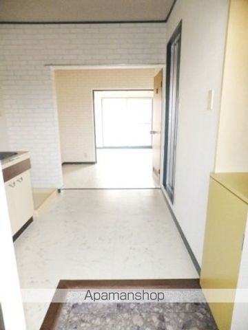 ＪＲ鹿児島本線 笹原駅 徒歩4分 4階建 築40年の玄関写真