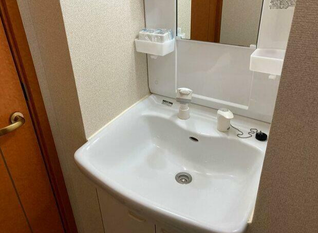 洗面設備　使いやすい独立洗面台です