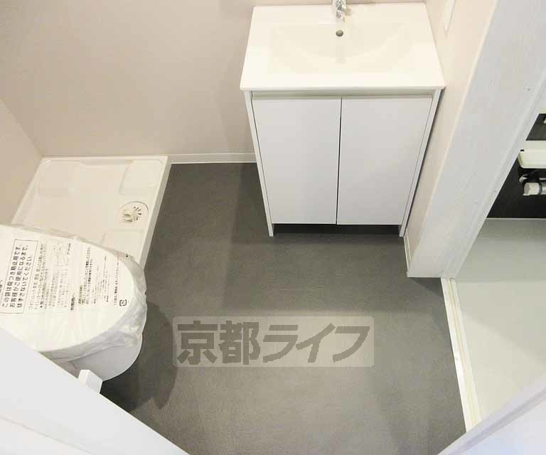洗面設備　脱衣所です。