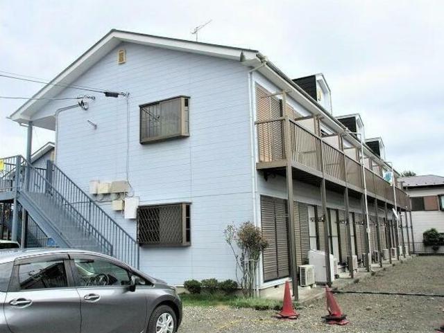 小田急小田原線 本厚木駅 バス乗車時間：20分 最寄りバス停で下車 徒歩5分 築33年