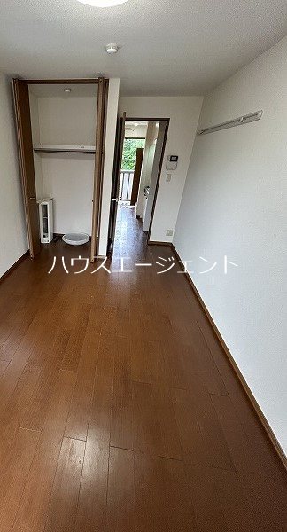 その他部屋・スペース　6.9帖のお部屋です。※参考画像