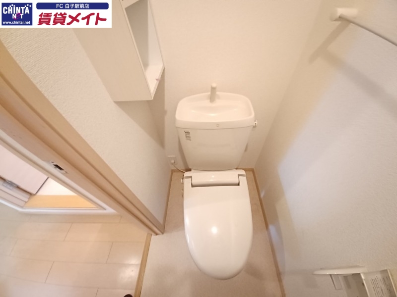 トイレ　反転タイプ参考写真