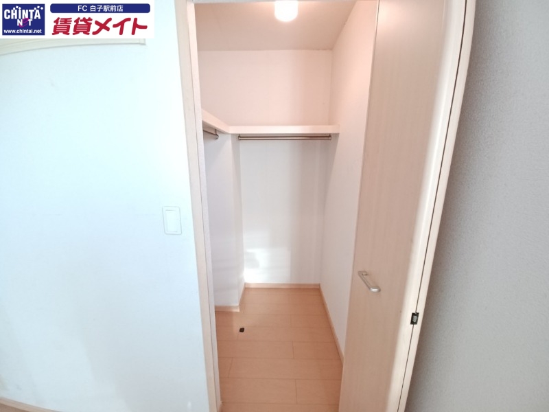 収納　反転タイプ参考写真