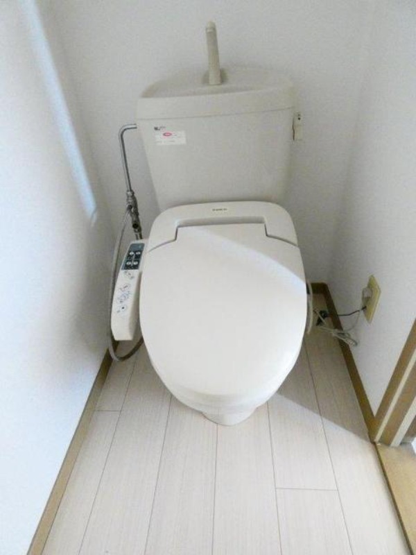 トイレ　図面と現状に相違がある場合には現状を優先