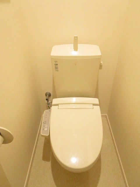 トイレ　シャワートイレ