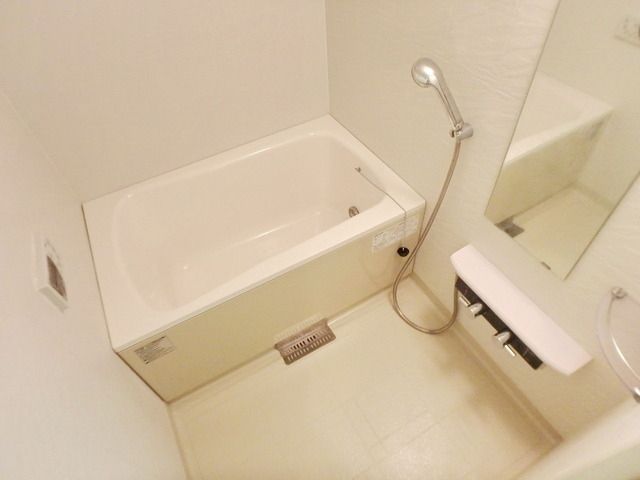 バス・シャワールーム　★お問い合わせはタウンハウジングまで★