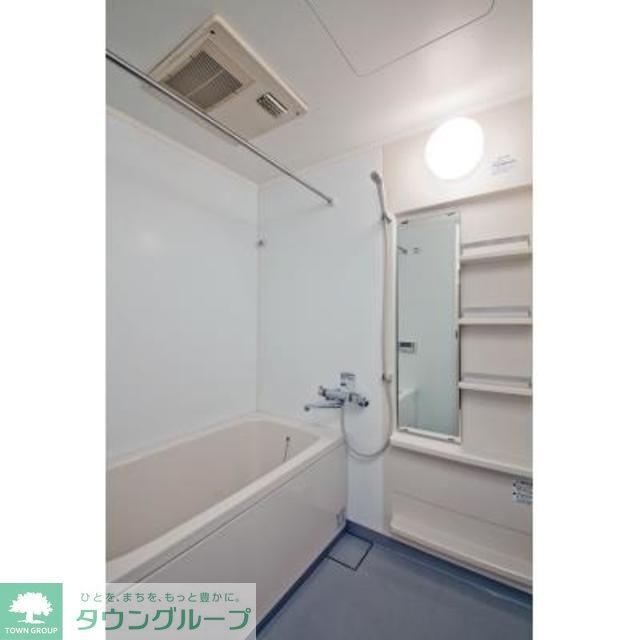 バス・シャワールーム　※写真は同タイプ住戸です。