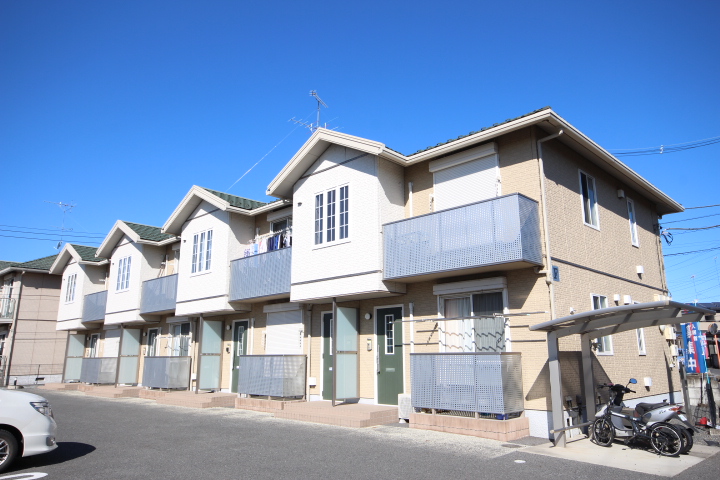 建物外観　南・東側外観です！