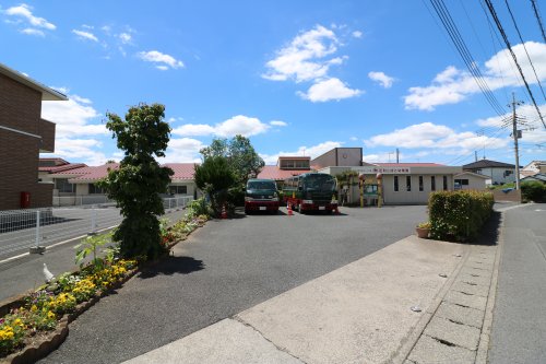 幼稚園・保育園　認定こども園足利こばと幼稚園（幼稚園・保育園）まで511m